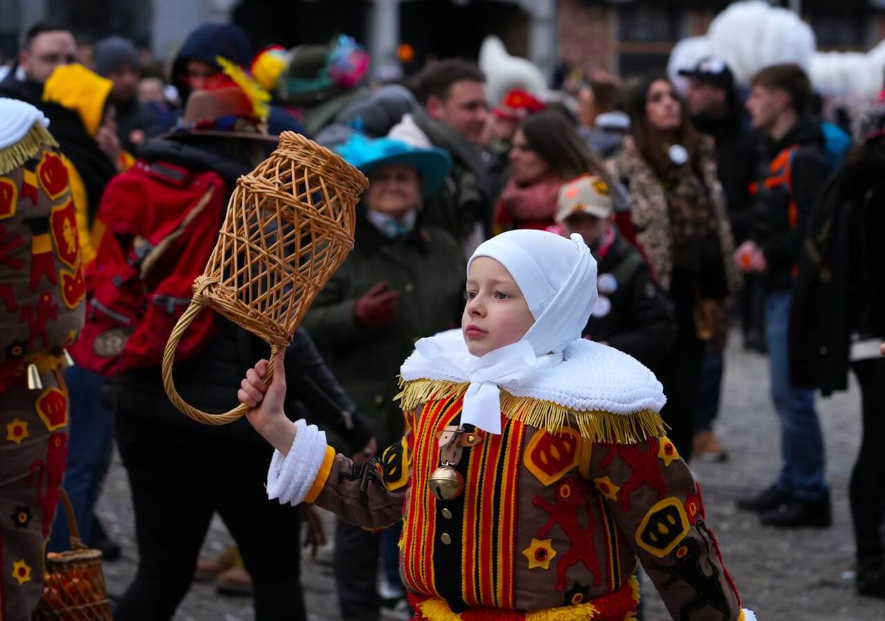 Cum să scrii titluri de blog premiate